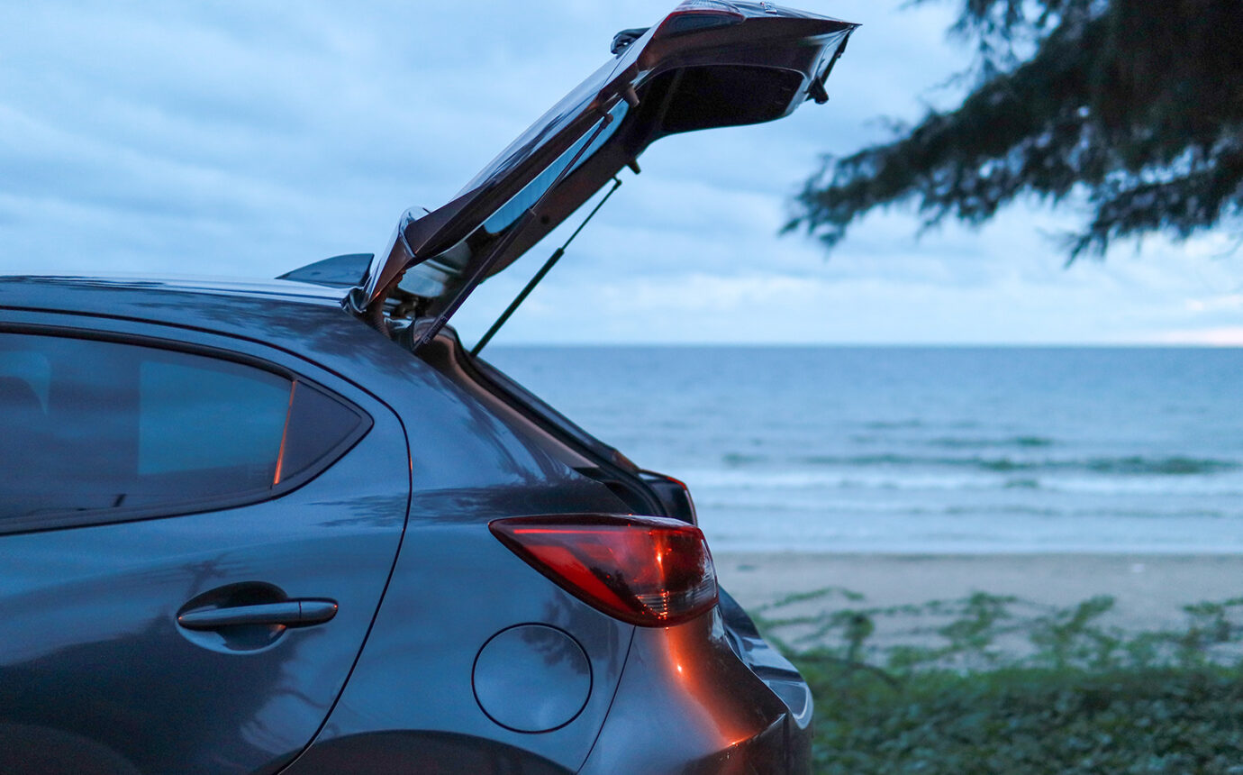 ファストバック？ノッチバックとは？ハッチバックやセダン・クーペ・ホットハッチとの違いを解説！｜カーナレッジ