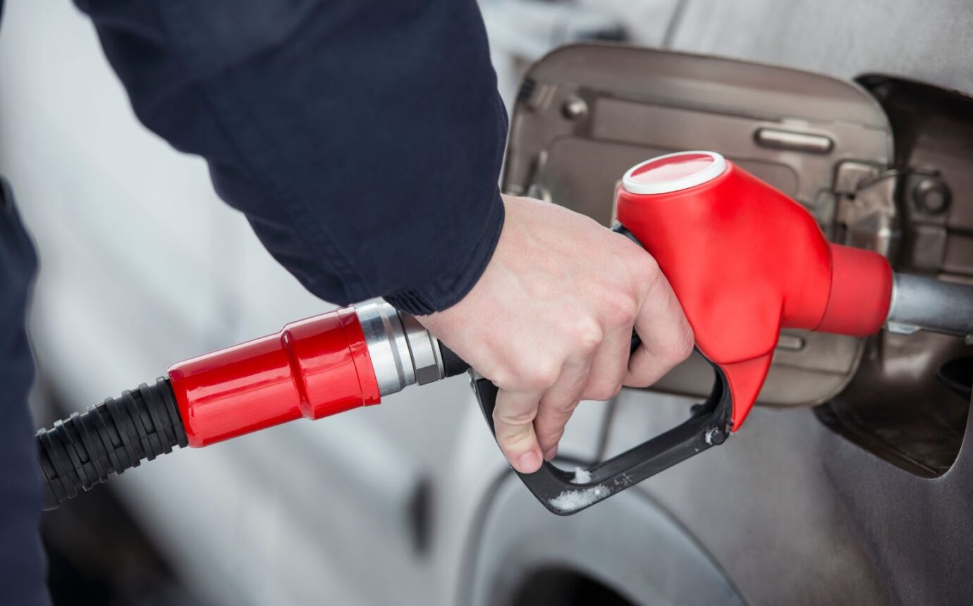 ガソリンエンジンとディーゼルエンジンの違いについて徹底解説!|カーナレッジ