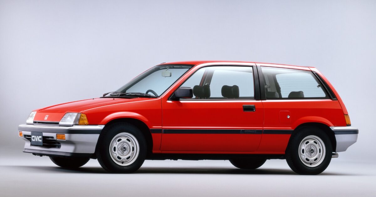 am198309_cvc331_01002H-