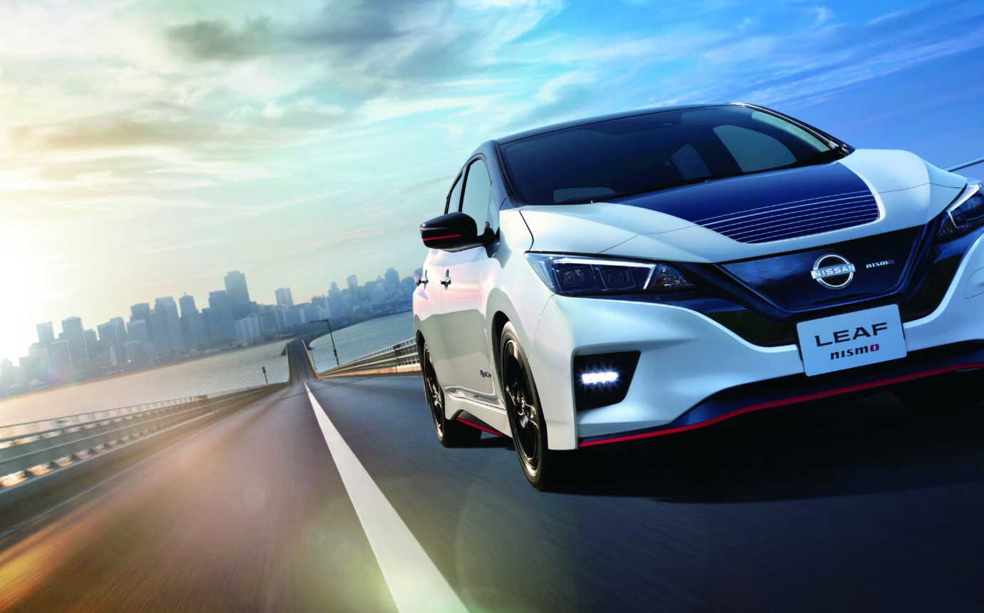 日産リーフの航続距離は40kWhで322km、60kWhで450km。実際はどのくらい 日産リーフの航続距離は40kWhで322km、60kWhで450km。実際はどのくらい